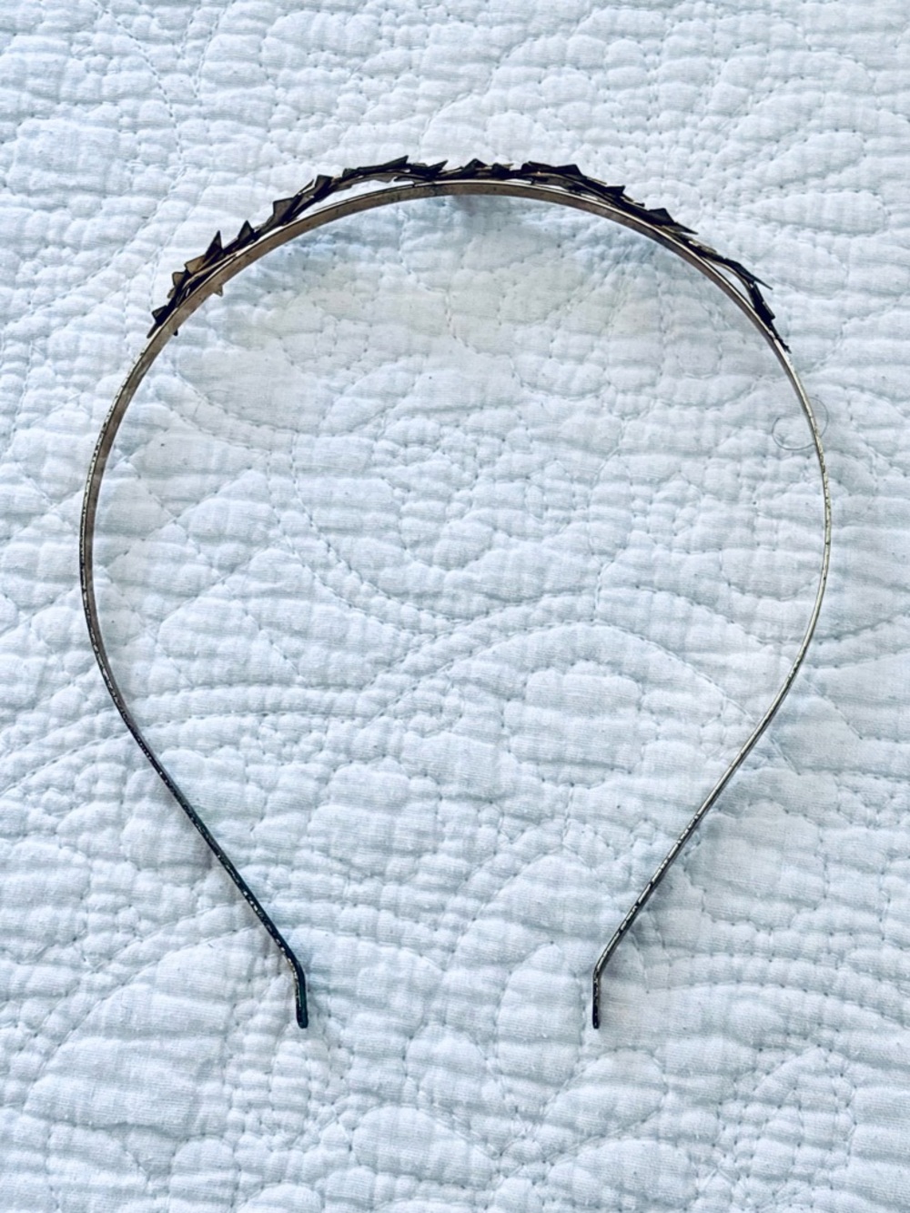 ❗️Urban Outfitters Gold Metallic Headband